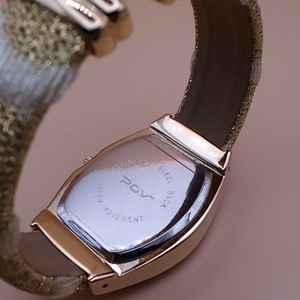 P.O.V. Quartz Watch - Picture 5 of 5